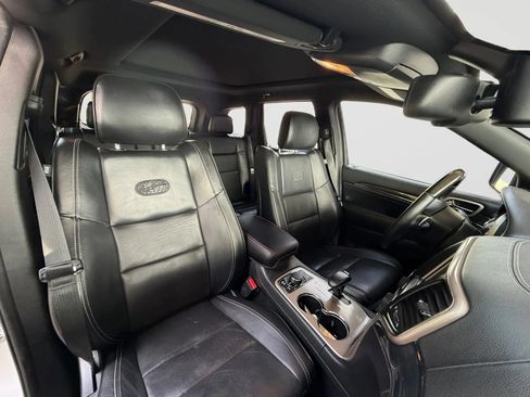 Used 2015 Jeep Grand Cherokee Overland AWD/4WD image 21