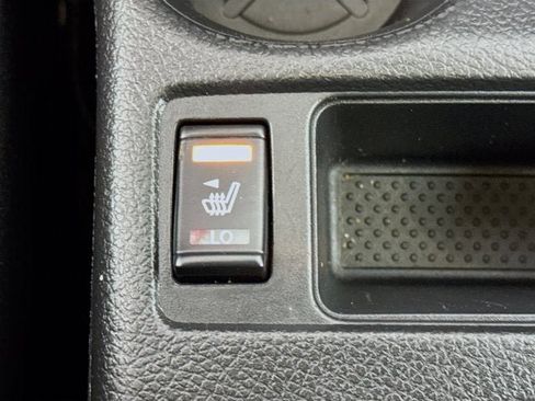 Used 2018 Nissan Rogue SL image 17