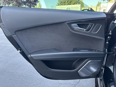 Used 2017 Audi RS 7 Performance AWD/4WD image 30
