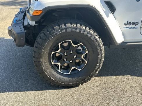 Used 2022 Jeep Wrangler Unlimited Rubicon 4xe w/ Steel Bumper Group image 13