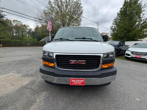 Used 2019 GMC Savana 2500 w/ Driver Convenience Package RWD image 4