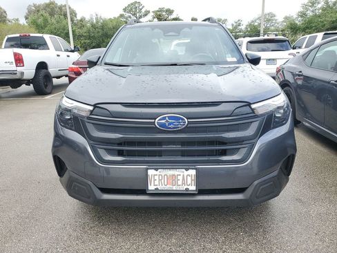Used 2025 Subaru Forester image 2