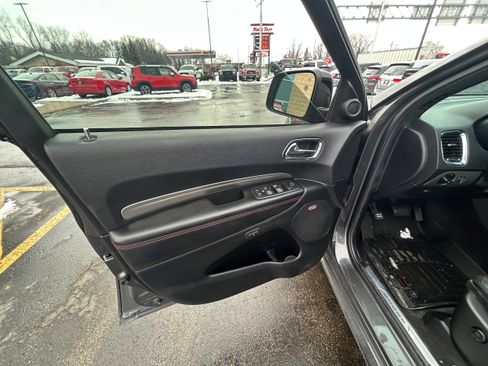 Used 2015 Dodge Durango R/T w/ Trailer Tow Group IV image 10