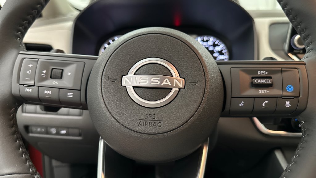 Certified 2024 Nissan Rogue SV w/ SV Premium Package AWD/4WD image 11