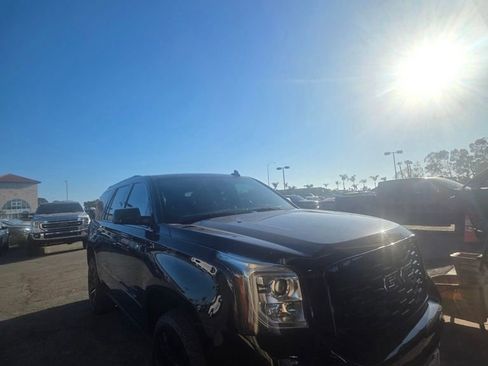 Used 2020 GMC Yukon Denali w/ Denali Ultimate Package image 2