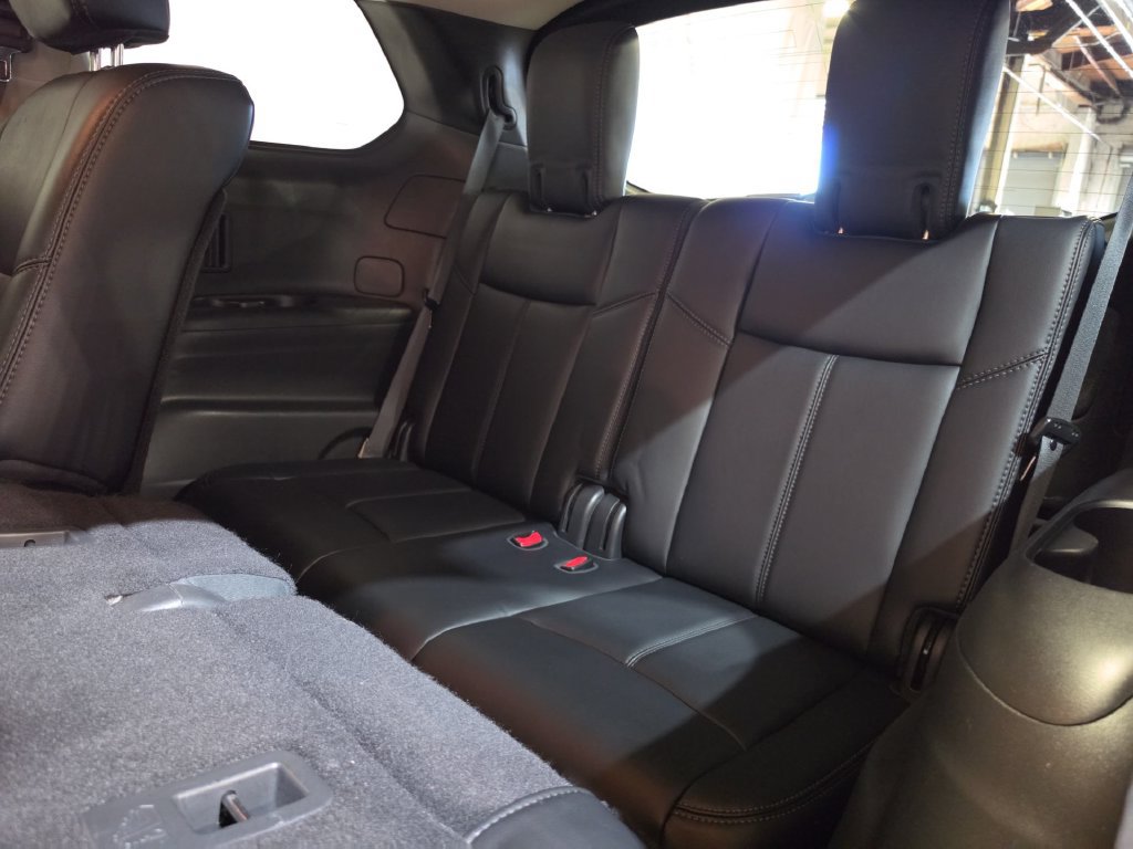 Used 2015 Nissan Pathfinder SL FWD image 24