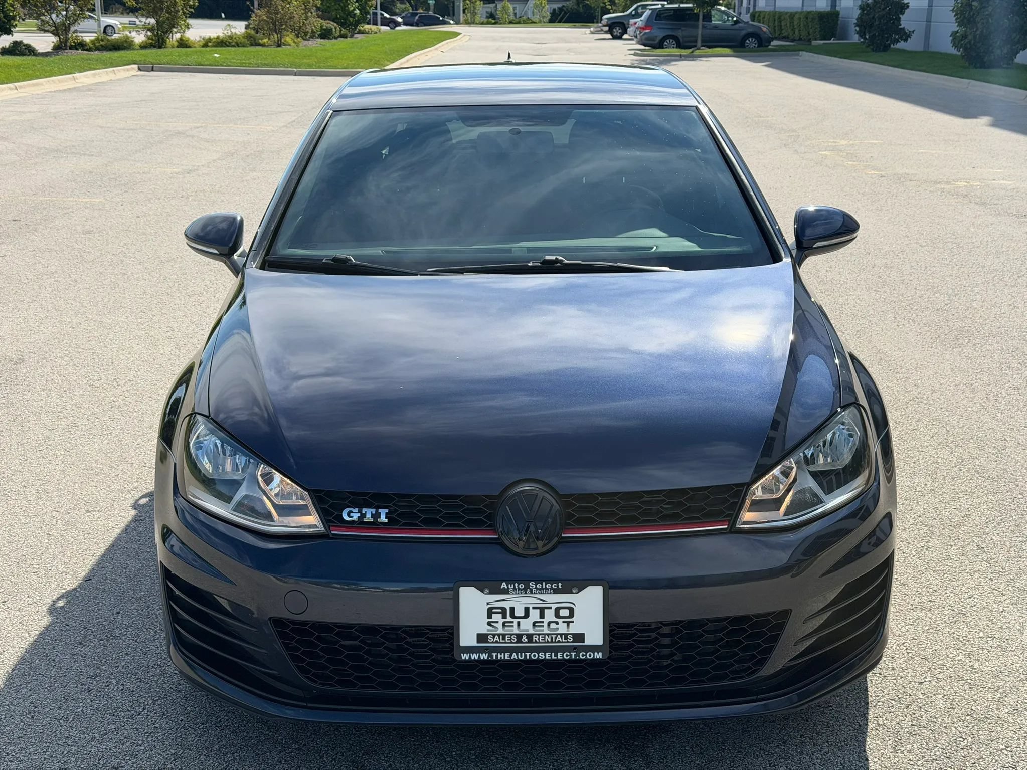Used 2016 Volkswagen GTI S FWD image 2