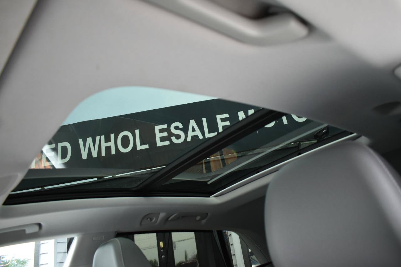 Used 2020 Audi Q8 Prestige w/ Prestige Package AWD/4WD image 46