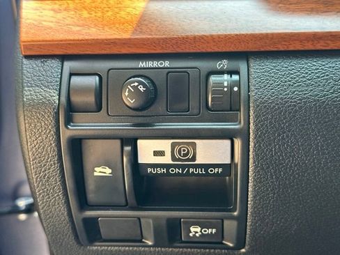 Used 2014 Subaru Outback 3.6R Limited w/ Moonroof Package AWD/4WD image 31