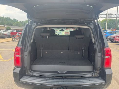 Used 2019 Chevrolet Tahoe LS AWD/4WD image 5