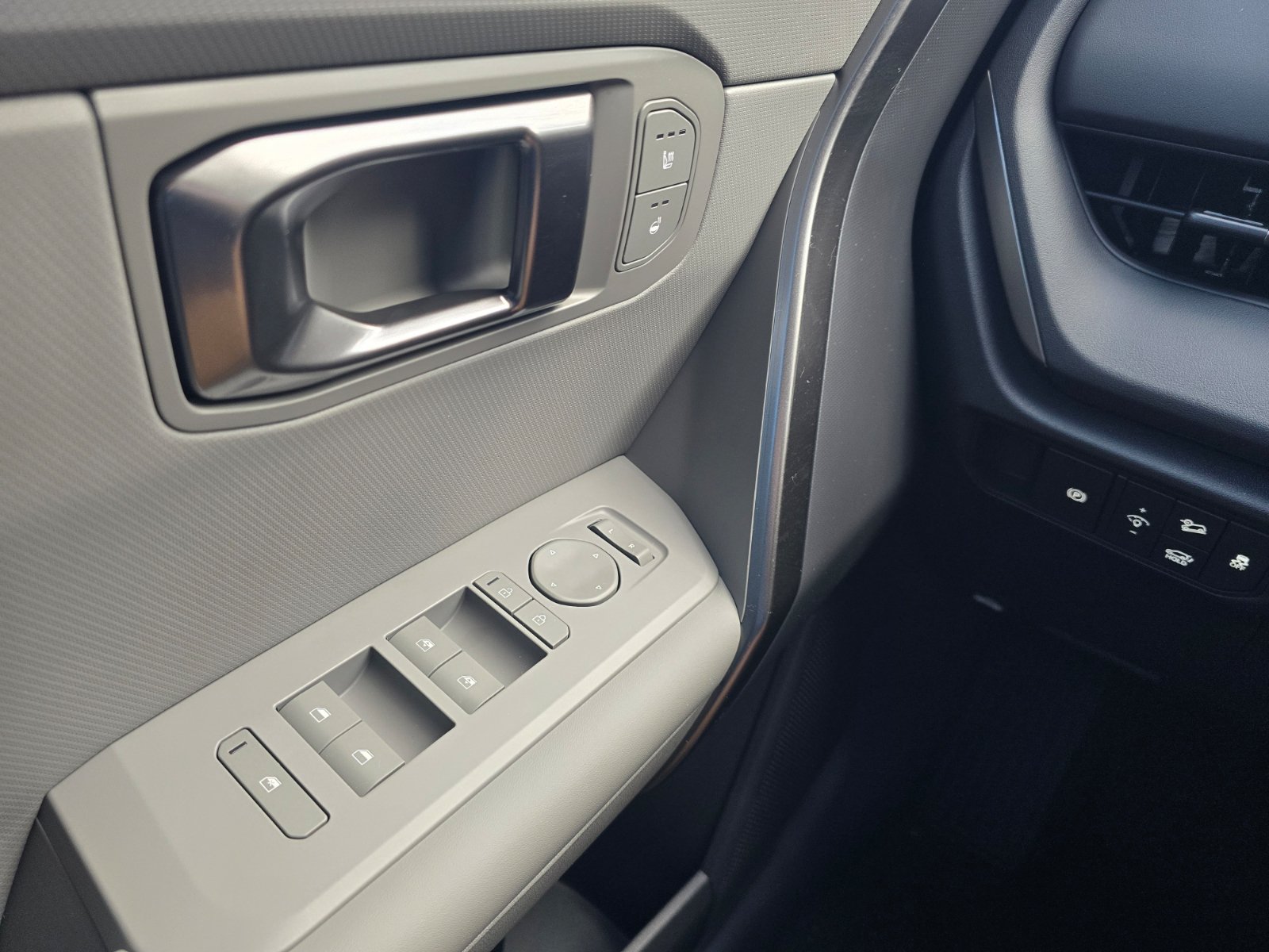 New 2027 Kia Seltos X-Line SX AWD/4WD image 11