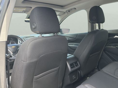 Used 2020 Chevrolet Equinox LT FWD image 23
