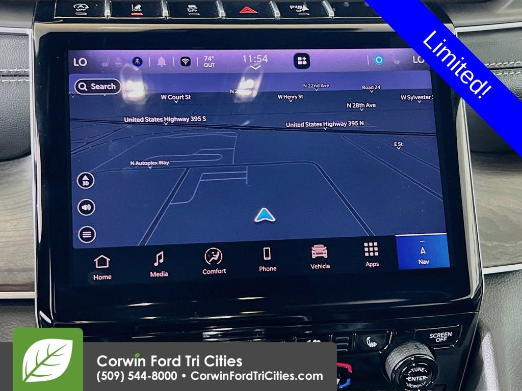 Used 2025 Jeep Grand Cherokee L Limited w/ Luxury Tech Group II AWD/4WD image 21