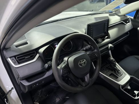 Used 2015 Toyota RAV4 XLE AWD/4WD image 19