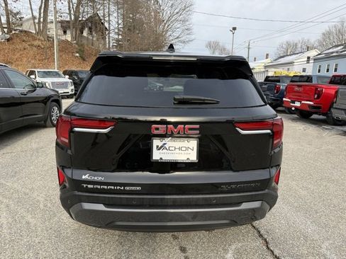 Used 2025 GMC Terrain Elevation image 4