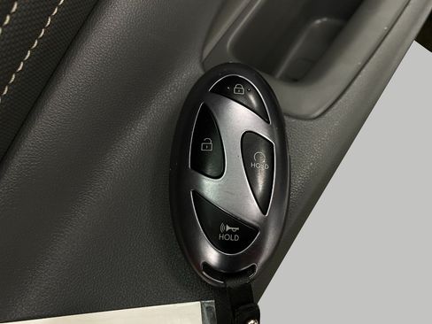Certified 2025 Hyundai Elantra SEL FWD image 33