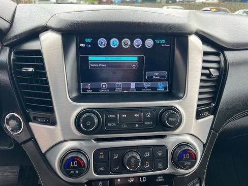 Used 2018 GMC Yukon SLT w/ Premium Edition AWD/4WD image 39