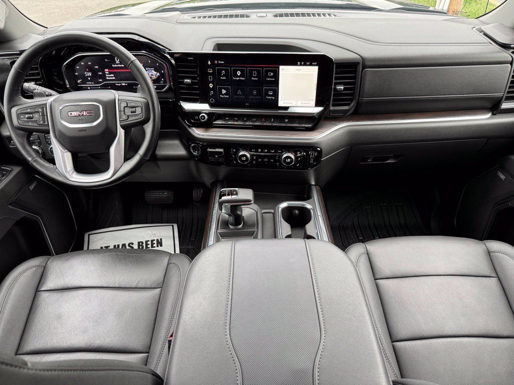 Certified 2025 GMC Sierra 1500 SLT w/ SLT Premium Plus Package AWD/4WD image 18
