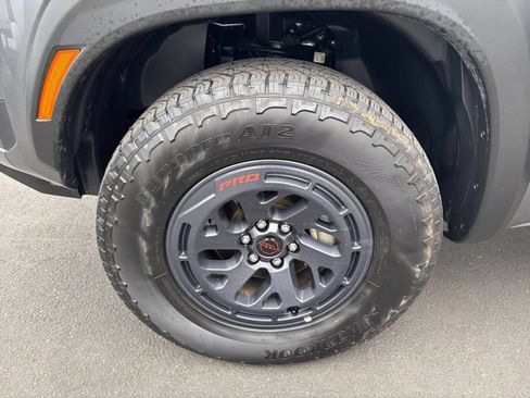 Used 2026 Nissan Frontier PRO-4X AWD/4WD image 25