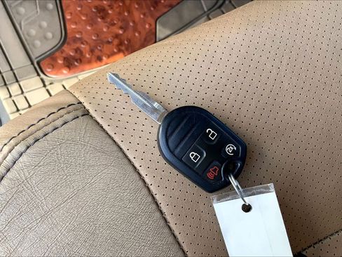 Used 2015 Ford F250 Lariat w/ Chrome Package image 14