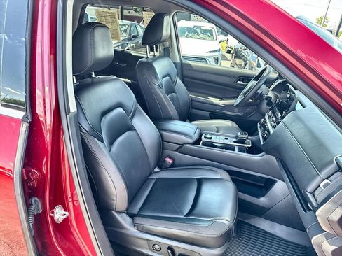 Used 2024 Nissan Pathfinder SL AWD/4WD image 22