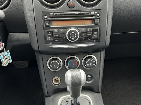 Used 2011 Nissan Rogue S FWD image 7