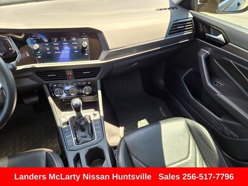 Used 2024 Volkswagen Jetta SEL FWD image 16