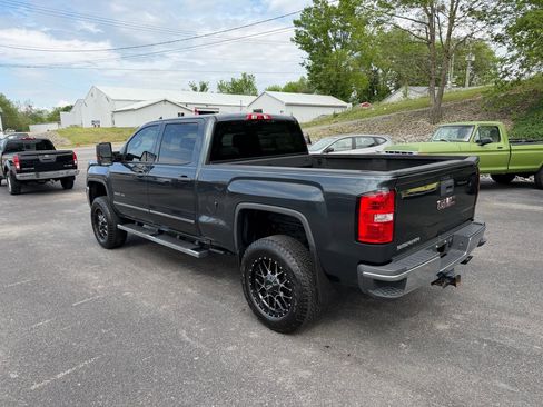 Used 2019 GMC Sierra 2500 4x4 Crew Cab image 3