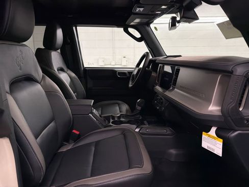 New 2026 Ford Bronco Outer Banks image 27