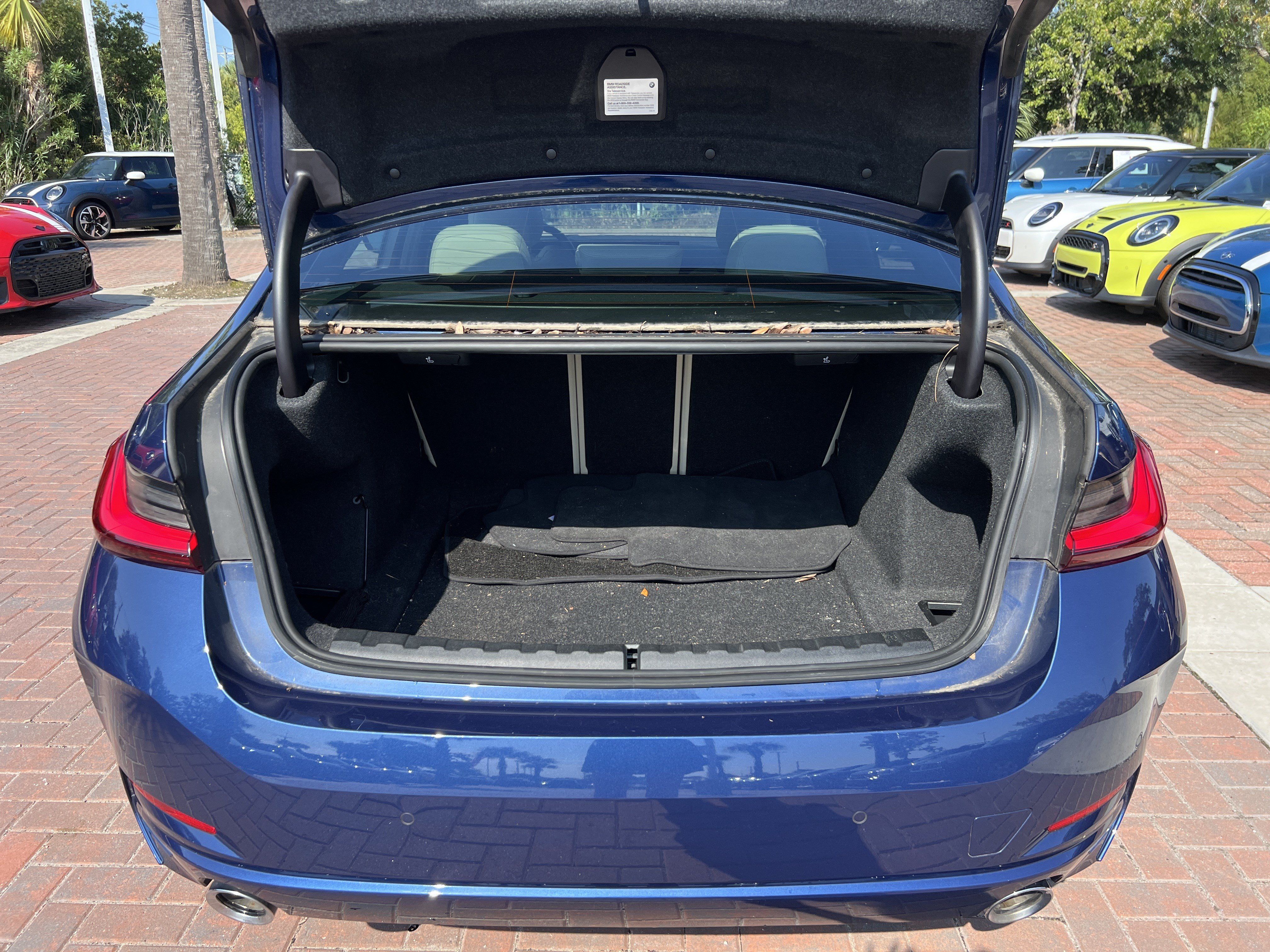 Certified 2023 BMW 330i Sedan w/ Premium Package RWD image 32