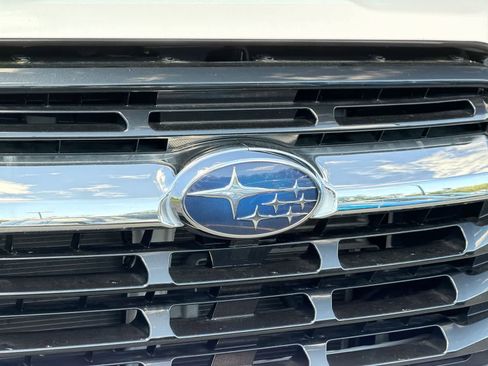 Certified 2023 Subaru Ascent Premium w/ Convenience Package AWD/4WD image 12