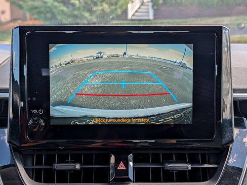 Used 2024 Toyota Corolla LE image 20