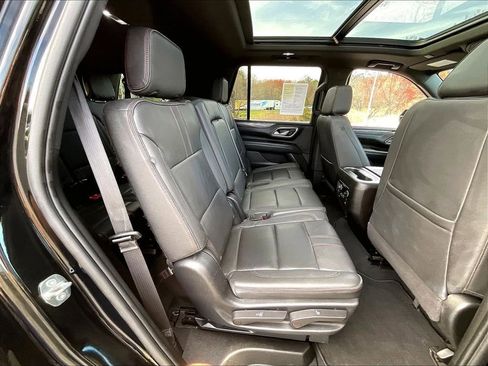 Used 2023 Chevrolet Tahoe RST w/ Luxury Package AWD/4WD image 16