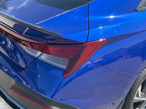 Certified 2025 Hyundai Elantra Sport FWD image 24