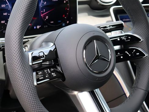 New 2025 Mercedes-Benz C 300 4MATIC Sedan image 20