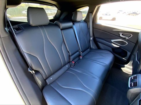 Used 2025 Acura RDX SH-AWD image 19