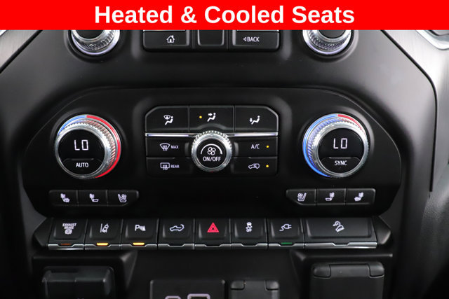 Used 2023 GMC Sierra 3500 Denali AWD/4WD image 4