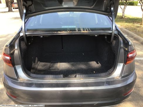 Used 2019 Volkswagen Jetta S w/ Driver Assistance Package FWD image 10
