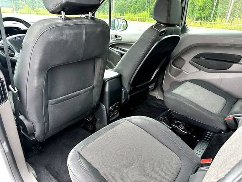 Used 2022 Ford Transit Connect XL FWD image 17