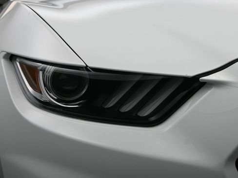 Used 2020 Ford Mustang Shelby GT350 w/ Technology Package image 15