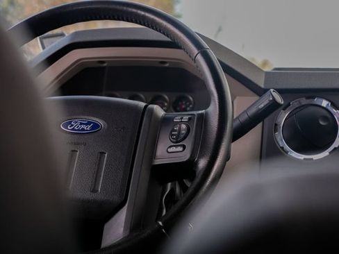 Used 2010 Ford F250 XLT AWD/4WD image 42