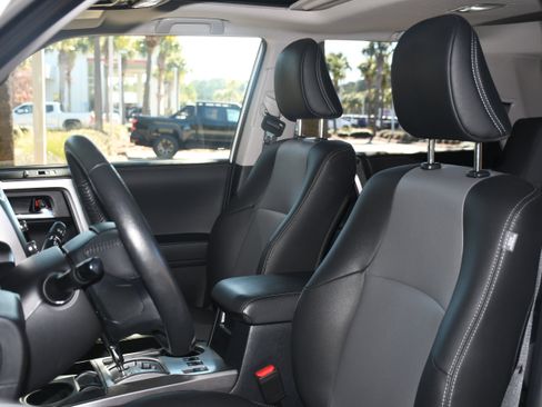 Certified 2024 Toyota 4Runner SR5 Premium image 12