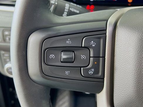 Used 2023 GMC Yukon Denali image 13