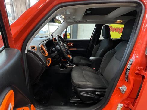 Used 2016 Jeep Renegade 75th Anniversary AWD/4WD image 11