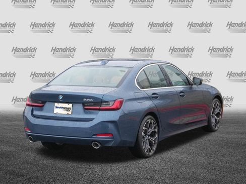 Certified 2025 BMW 330i Sedan image 9