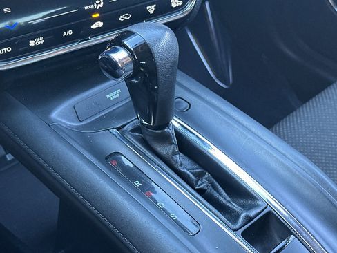 Used 2016 Honda HR-V EX image 18