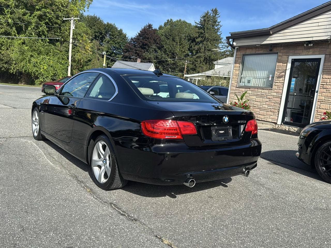 Used 2013 BMW 335i xDrive Coupe AWD/4WD image 10