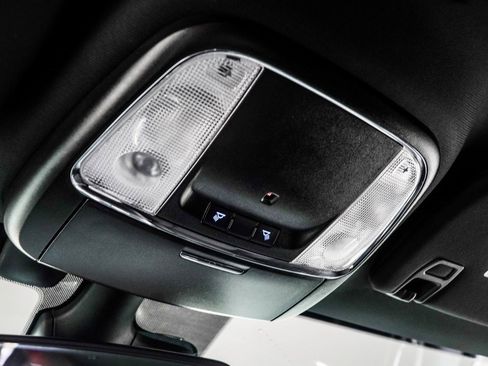 Used 2021 Jeep Grand Cherokee Laredo image 35