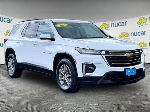 Used 2023 Chevrolet Traverse LT AWD/4WD image 1
