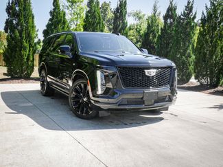 Used 2025 Cadillac Escalade Sport Platinum w/ LPO, ONYX Package video 2